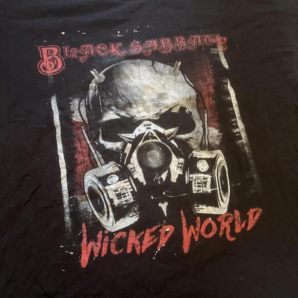 Black Sabbath Wicked World Skull Gas Mask T-Shirt L Rock Band Tee Black Cotton - Picture 2 of 5